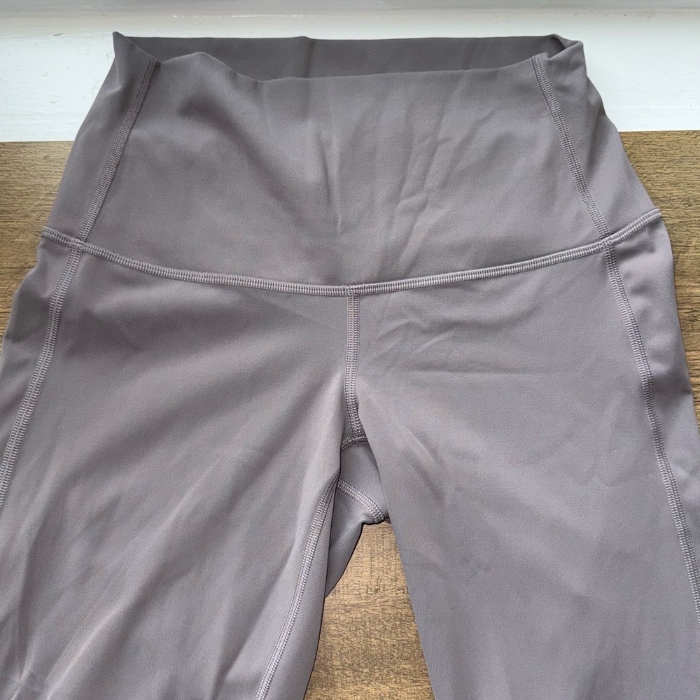 Lululemon Gray Wunder Under Mesh Panel High-Rise Crop size 6 - Picture 2 of 7